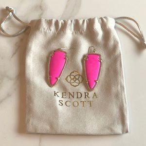 Rare Kendra Scott Hot Pink Skylar Arrow Earrings